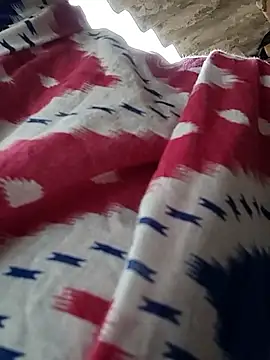 Snapshot of Sweet-runi chatting on February 24, 2026, 8:48 am Sweet-runi online show from February 24, 2026, 8:48 am