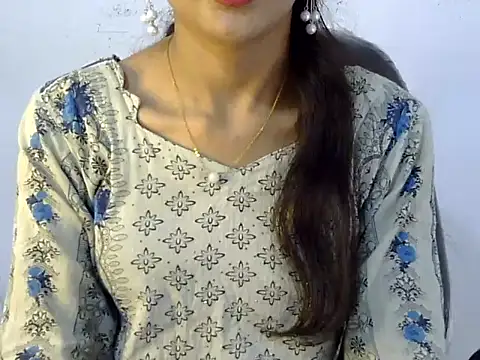Mehaak  online show from May 13, 2026, 12:23 pm