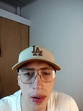 Emmanuel Lust online show from February 20, 2026, 12:18 pm