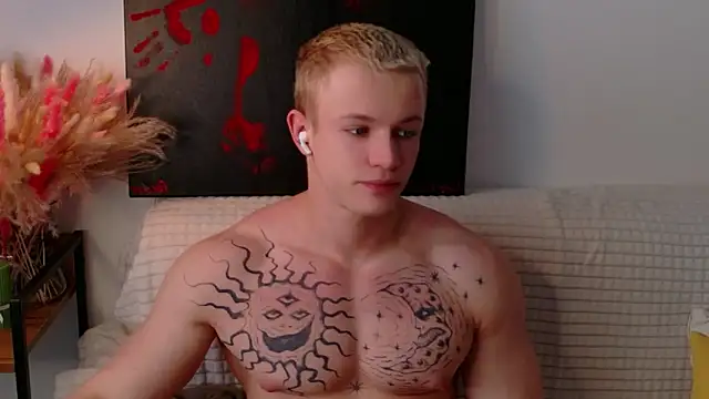 SterlingNoir online show from February 16, 2026, 9:19 am