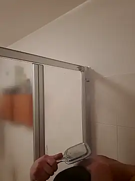 Snapshot of Furnor chatting on February 5, 2026, 2:24 pm Furnor online show from February 5, 2026, 2:24 pm