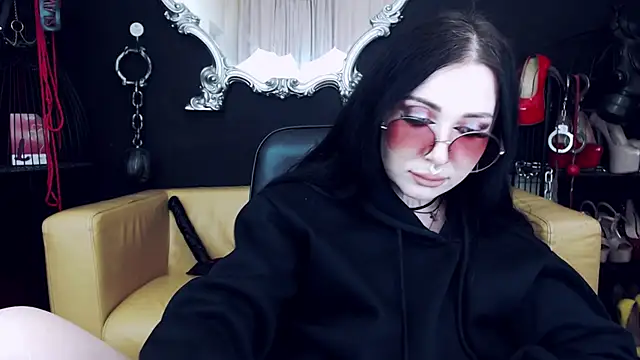 GoddessGeo online show from March 8, 2025, 4:50 pm