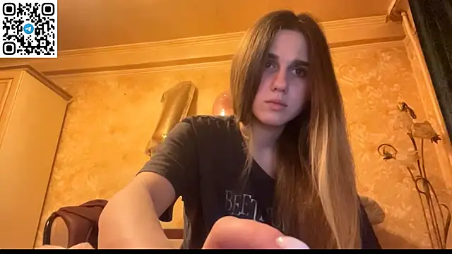 LovelySilk 63 online show from April 22, 2026, 6:36 pm