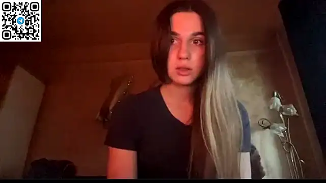 LovelySilk 63 online show from April 26, 2026, 7:49 am