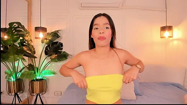 Snapshot of Nicole_Whittee chatting on February 23, 2026, 7:58 pm Nicole Whittee online show from February 23, 2026, 7:58 pm