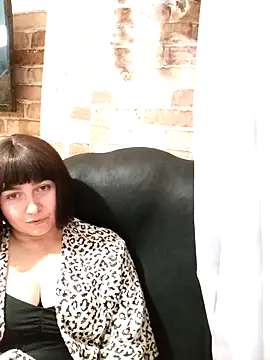 Snapshot of itismyhobby chatting on December 13, 2025, 8:04 pm itismyhobby online show from December 13, 2025, 8:04 pm