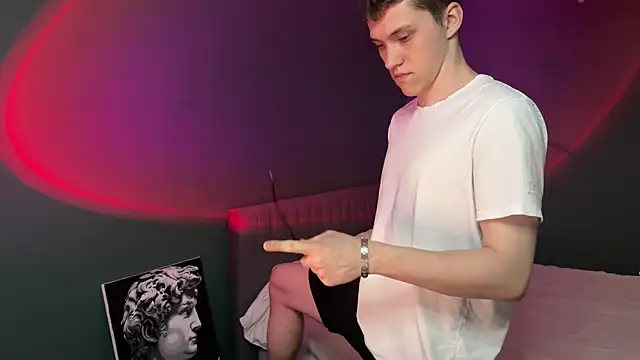 cronck52 online show from April 4, 2026, 3:57 am