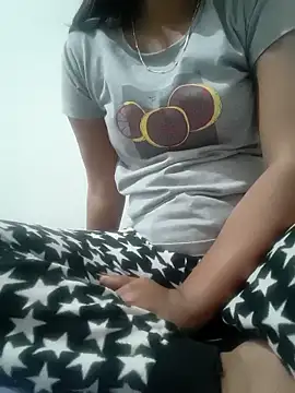 Snapshot of Fantasy_Queen94 chatting on February 16, 2026, 4:49 pm Fantasy Queen94 online show from February 16, 2026, 4:49 pm