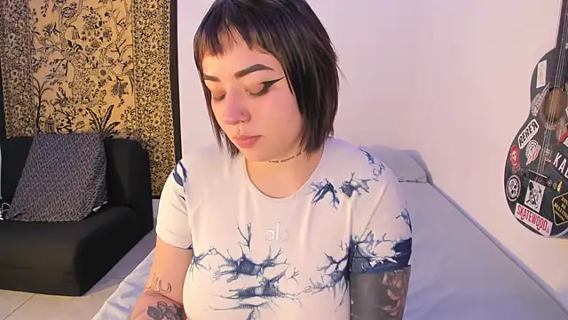 Snapshot of Aria_x_Orien_ chatting on June 24, 2026, 4:27 pm Aria x Orien online show from June 24, 2026, 4:27 pm
