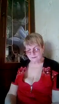 Snapshot of SophieBurns chatting on June 9, 2026, 8:48 am SophieBurns online show from June 9, 2026, 8:48 am