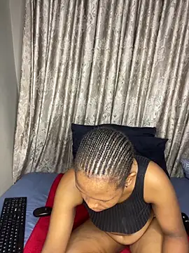 Snapshot of applebae chatting on May 10, 2026, 6:39 am applebae online show from May 10, 2026, 6:39 am