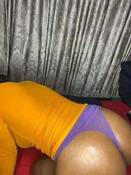 Snapshot of applebae chatting on May 13, 2026, 8:32 am applebae online show from May 13, 2026, 8:32 am