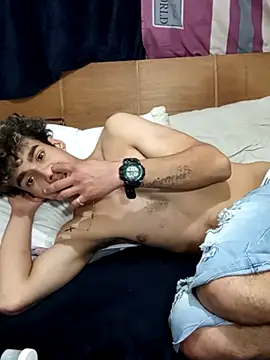 Snapshot of baby_22cm chatting on February 23, 2026, 4:36 am baby 22cm online show from February 23, 2026, 4:36 am