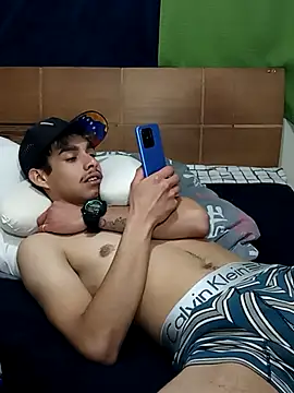 Snapshot of baby_22cm chatting on February 25, 2026, 5:29 am baby 22cm online show from February 25, 2026, 5:29 am