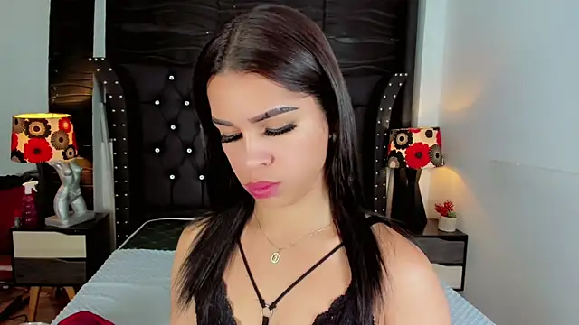 Makeyla Fox  online show from February 24, 2026, 1:01 pm