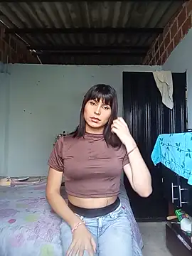 Snapshot of lucyscay_ chatting on June 10, 2026, 8:10 pm lucyscay online show from June 10, 2026, 8:10 pm