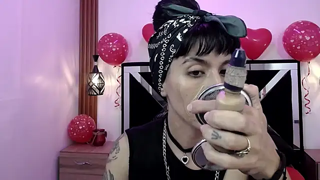 Snapshot of FRANCESCA_LOVE_ chatting on February 18, 2026, 12:12 pm FRANCESCA LOVE online show from February 18, 2026, 12:12 pm