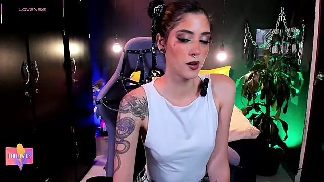 AmeliaNaughty  online show from March 25, 2026, 3:55 pm