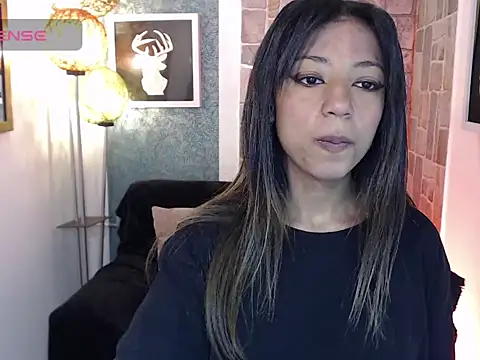 Snapshot of Scarleet_miaa chatting on February 12, 2026, 1:22 pm Scarleet miaa online show from February 12, 2026, 1:22 pm