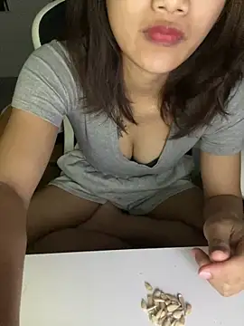 -Nuna- online show from March 5, 2026, 7:10 pm