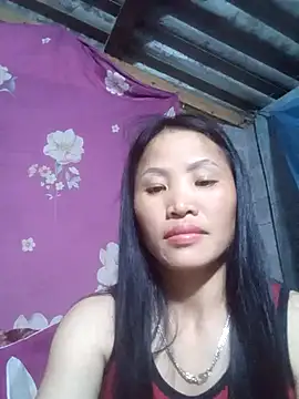 nhynhy11 online show from February 28, 2026, 4:50 pm