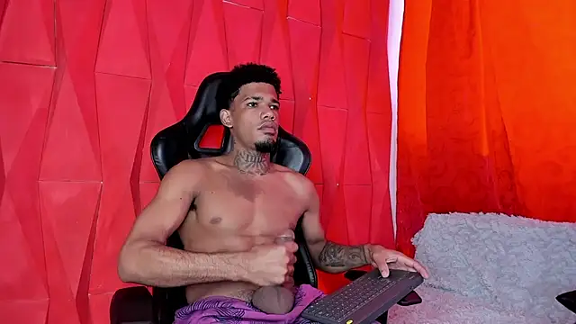 Nehemiaa boy online show from May 27, 2026, 1:40 pm