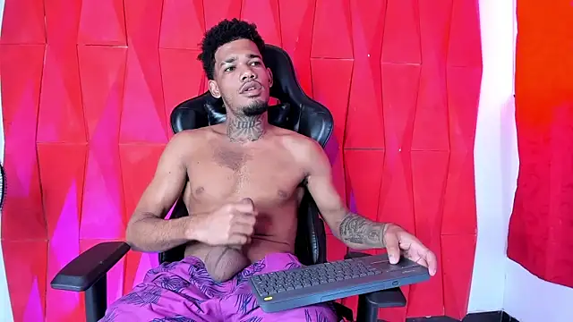 Nehemiaa boy online show from May 18, 2026, 3:17 pm