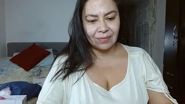 Karo sexy online show from March 14, 2025, 6:10 am