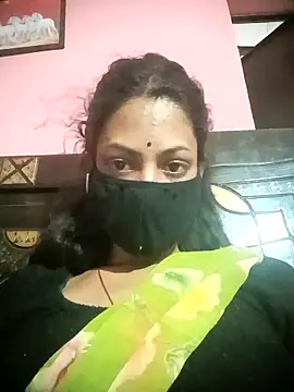 BIG QWEEN NO1 online show from April 24, 2026, 8:05 am