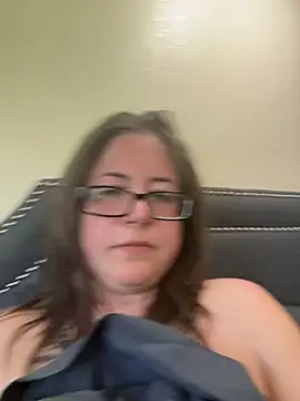 Naomi Blaire online show from March 26, 2026, 7:56 pm