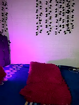 Keyla-moon online show from April 18, 2026, 4:26 am