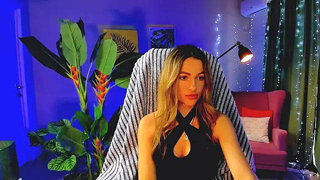 Snapshot of KrisWillis chatting on February 12, 2026, 1:00 pm KrisWillis online show from February 12, 2026, 1:00 pm