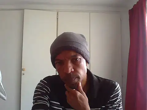 lavelle26 online show from April 12, 2026, 1:14 pm