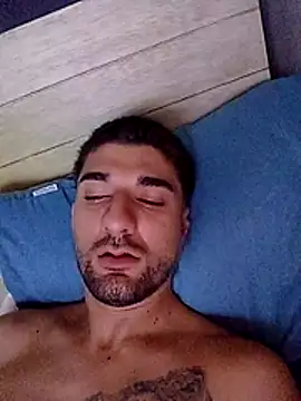 Snapshot of Camilo696903 chatting on July 9, 2026, 8:59 am Camilo696903 online show from July 9, 2026, 8:59 am