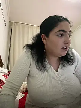 Snapshot of Amber_Sinn chatting on February 18, 2026, 10:28 pm Amber Sinn online show from February 18, 2026, 10:28 pm