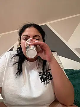 Amber Sinn online show from July 15, 2026, 4:19 am