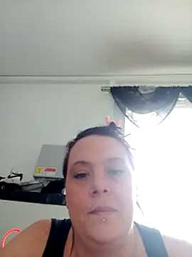 Snapshot of louisa36 chatting on March 1, 2026, 10:59 am louisa36 online show from March 1, 2026, 10:59 am