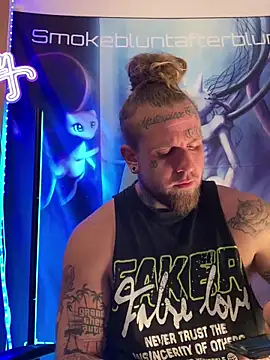 Smokebluntafterblunt online show from March 7, 2026, 2:18 am