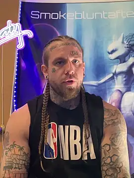 Smokebluntafterblunt online show from April 13, 2026, 1:37 pm