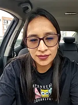 Paola andrade online show from April 8, 2026, 4:19 pm