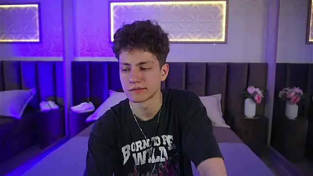 StefanBev online show from March 26, 2026, 7:45 pm