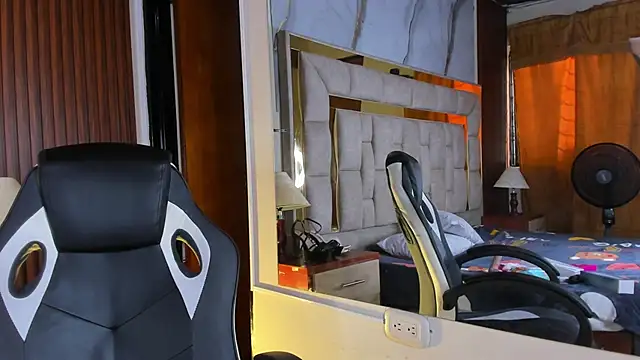 Snapshot of AgathaSanderhs_ chatting on February 27, 2026, 9:47 pm AgathaSanderhs online show from February 27, 2026, 9:47 pm