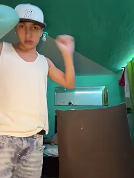 Snapshot of dirtydickkk chatting on March 3, 2026, 2:29 am dirtydickkk online show from March 3, 2026, 2:29 am