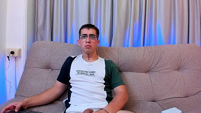 Tommas Jhonson online show from February 20, 2026, 6:26 am