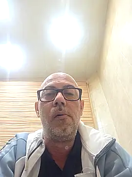 Snapshot of pareja47 chatting on April 26, 2026, 2:58 pm pareja47 online show from April 26, 2026, 2:58 pm