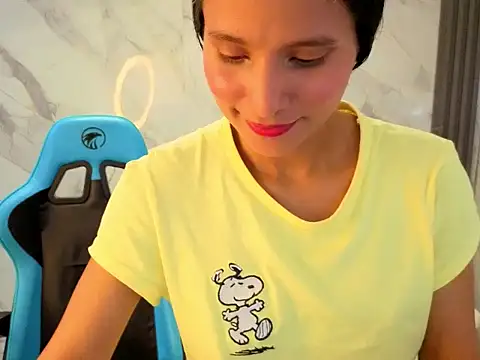 Snapshot of Cataleya23_a chatting on April 6, 2026, 7:37 pm Cataleya23 a online show from April 6, 2026, 7:37 pm