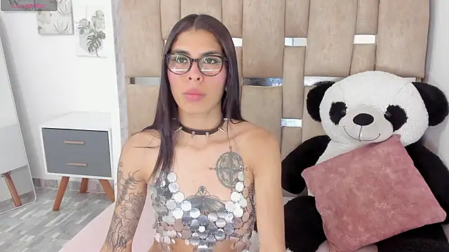 Snapshot of ValentiinaMoon chatting on February 18, 2026, 8:05 pm ValentiinaMoon online show from February 18, 2026, 8:05 pm