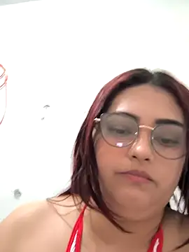 Candyvenuz online show from February 11, 2026, 6:19 pm
