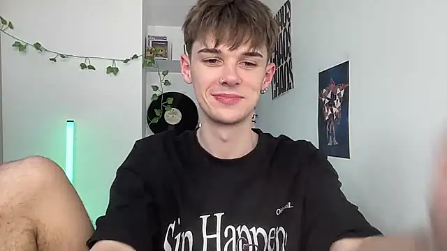 YourMilkyGuy online show from May 18, 2026, 1:38 pm