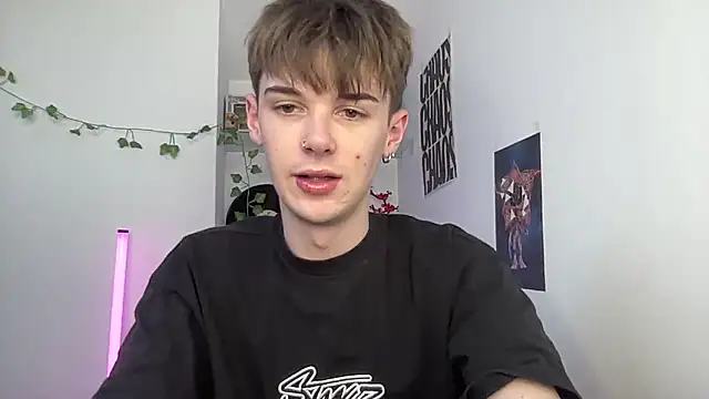 YourMilkyGuy online show from May 28, 2026, 2:56 pm